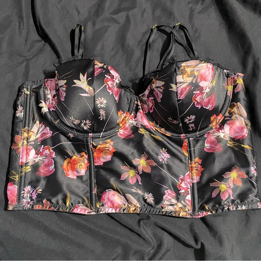NWT Victoria’s Secret corset bra top